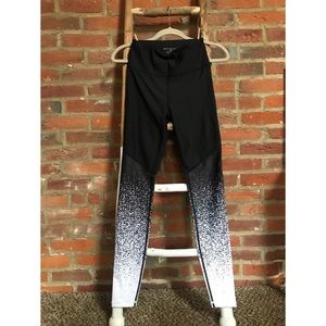 White Fox Boutique size small athletic pants